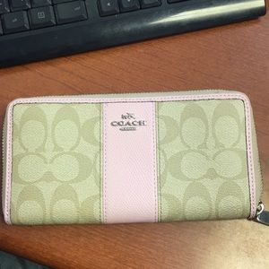 Coach khaki petal pink signature accordion wallet